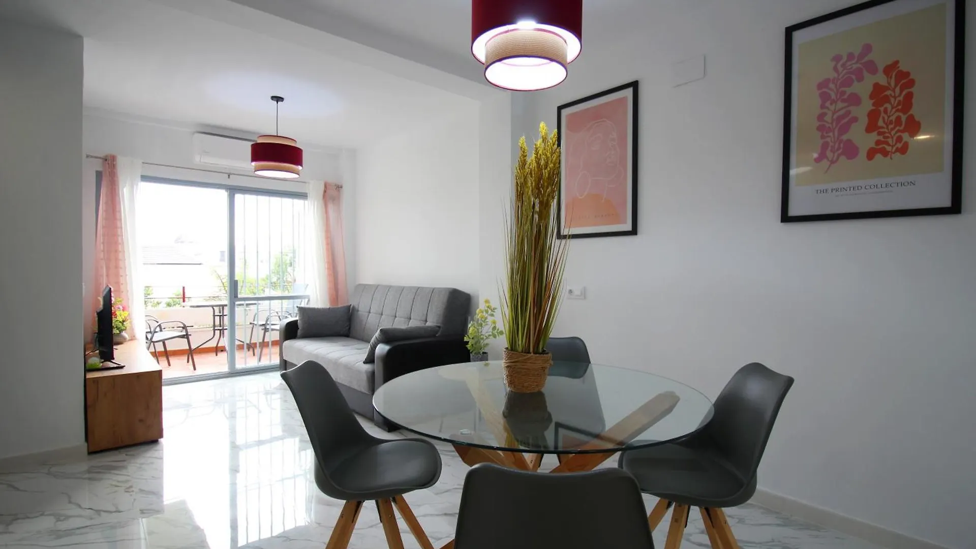 Luminoso Estudio Gran Plaza location